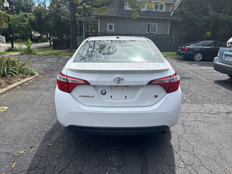 Used 2015 Toyota Corolla S w/ Driver Convenience Package FWD image 9