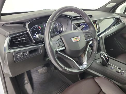 Certified 2024 Cadillac XT6 Premium Luxury w/ LPO, Floor Liner Package AWD/4WD image 20