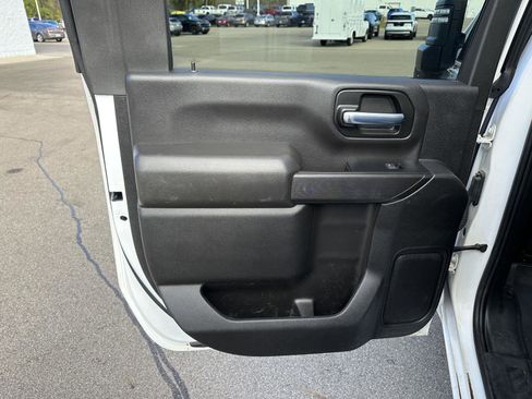 Used 2023 Chevrolet Silverado 2500 LT image 14