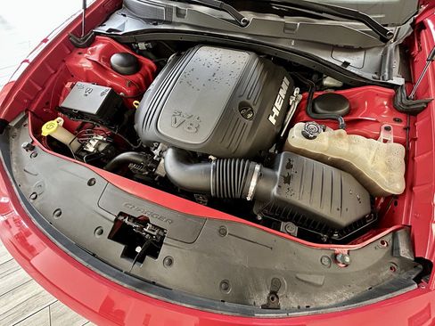 Used 2020 Dodge Charger R/T w/ Blacktop Package RWD image 18