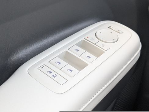 New 2027 Hyundai Santa Fe SEL FWD image 29