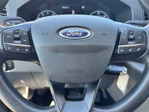Used 2022 Ford Transit 250 Low Roof RWD image 15