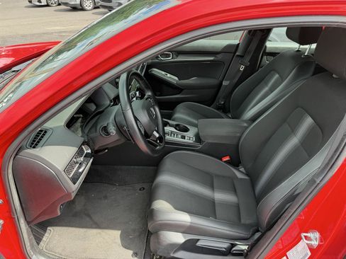 Used 2024 Honda Civic Sport image 11