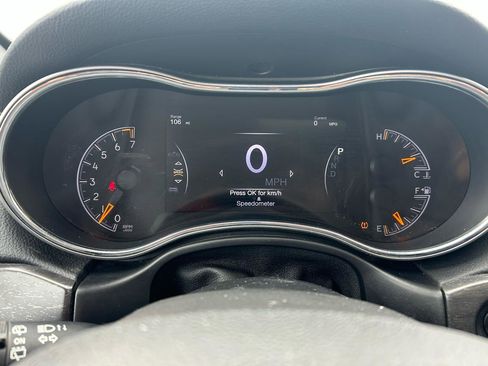 Used 2018 Jeep Grand Cherokee Altitude image 22