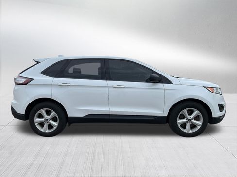 Used 2017 Ford Edge SE AWD/4WD image 5