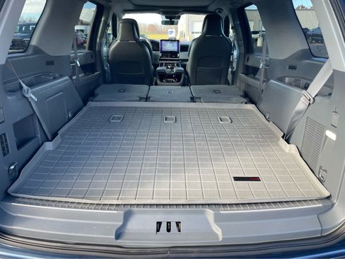 Used 2018 Lincoln Navigator Reserve w/ Technology Package image 13