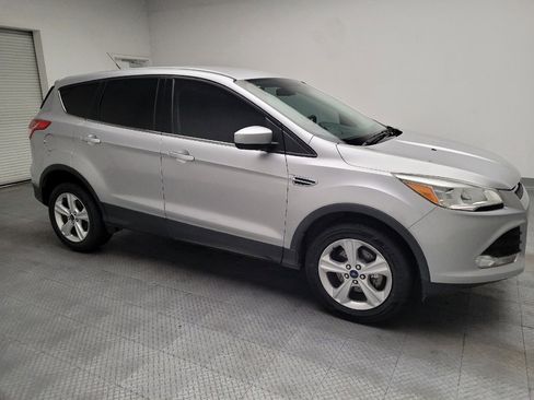 Used 2016 Ford Escape SE FWD image 11