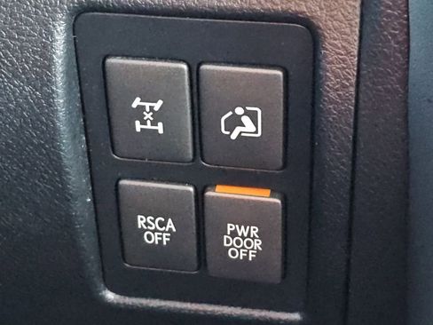 Used 2015 Lexus LX 570 570 image 18