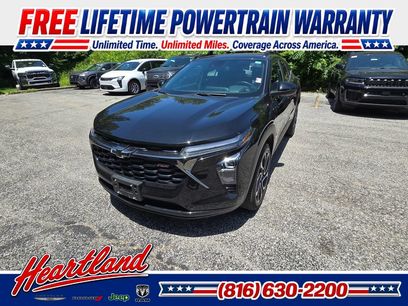 Used 2025 Chevrolet Trax RS w/ Sunroof Package