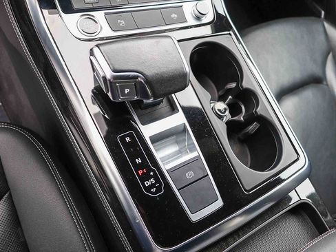 Used 2023 Audi Q8 Premium Plus w/ Premium Plus Package AWD/4WD image 26