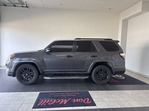 Used 2019 Toyota 4Runner Limited RWD image 1