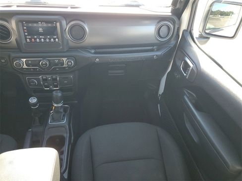 Used 2023 Jeep Wrangler Willys image 28