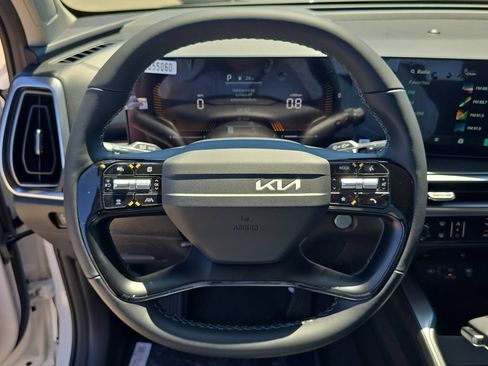 New 2026 Kia Sorento LX FWD image 29