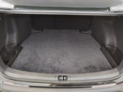 Used 2025 Toyota Corolla SE FWD image 30