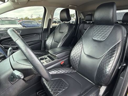 Used 2024 Ford Edge Titanium AWD/4WD image 14