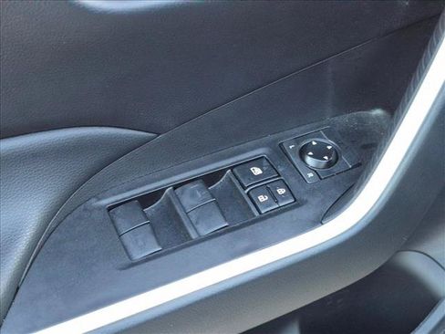 Used 2024 Toyota RAV4 LE FWD image 12
