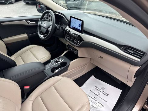 Used 2020 Ford Escape SEL AWD/4WD image 36