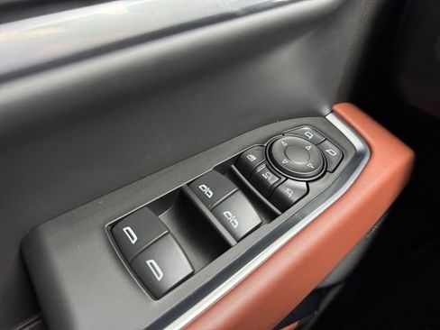 Certified 2026 GMC Sierra 2500 Denali Ultimate image 5