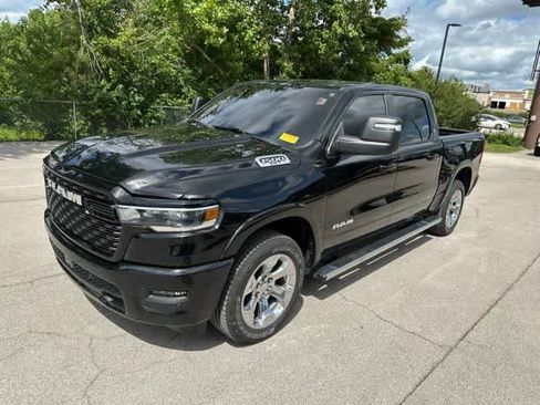 Used 2025 RAM 1500 Big Horn AWD/4WD image 13