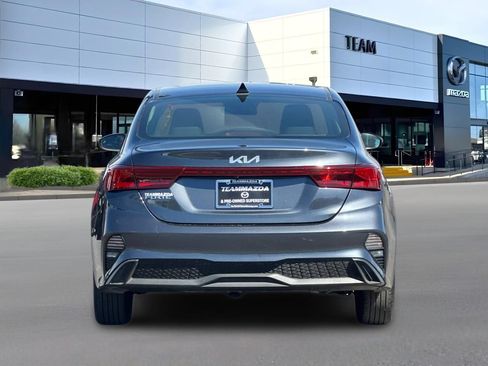 Used 2024 Kia Forte LXS w/ LXS Technology Package FWD image 5
