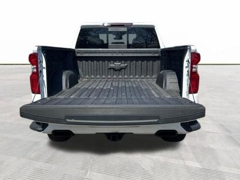 Used 2023 Chevrolet Silverado 1500 RST w/ Redline Edition image 5