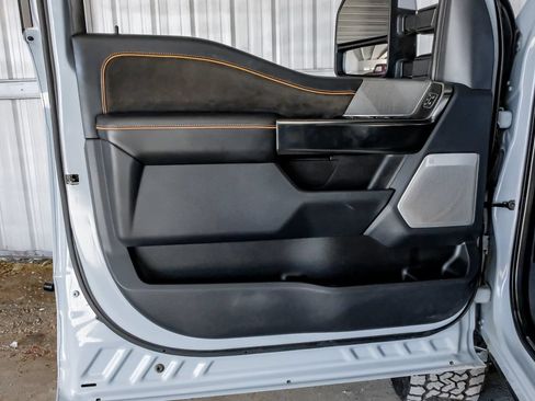 Used 2024 Ford F250 Platinum AWD/4WD image 45