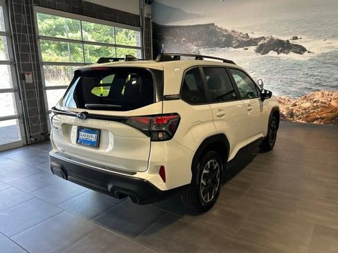 Used 2026 Subaru Forester Premium AWD/4WD image 40