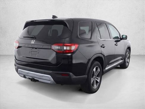 Used 2023 Honda Pilot EX-L image 7