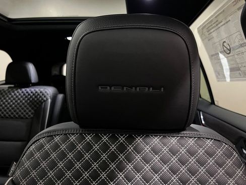 New 2026 GMC Acadia Denali w/ Super Cruise Package AWD/4WD image 28