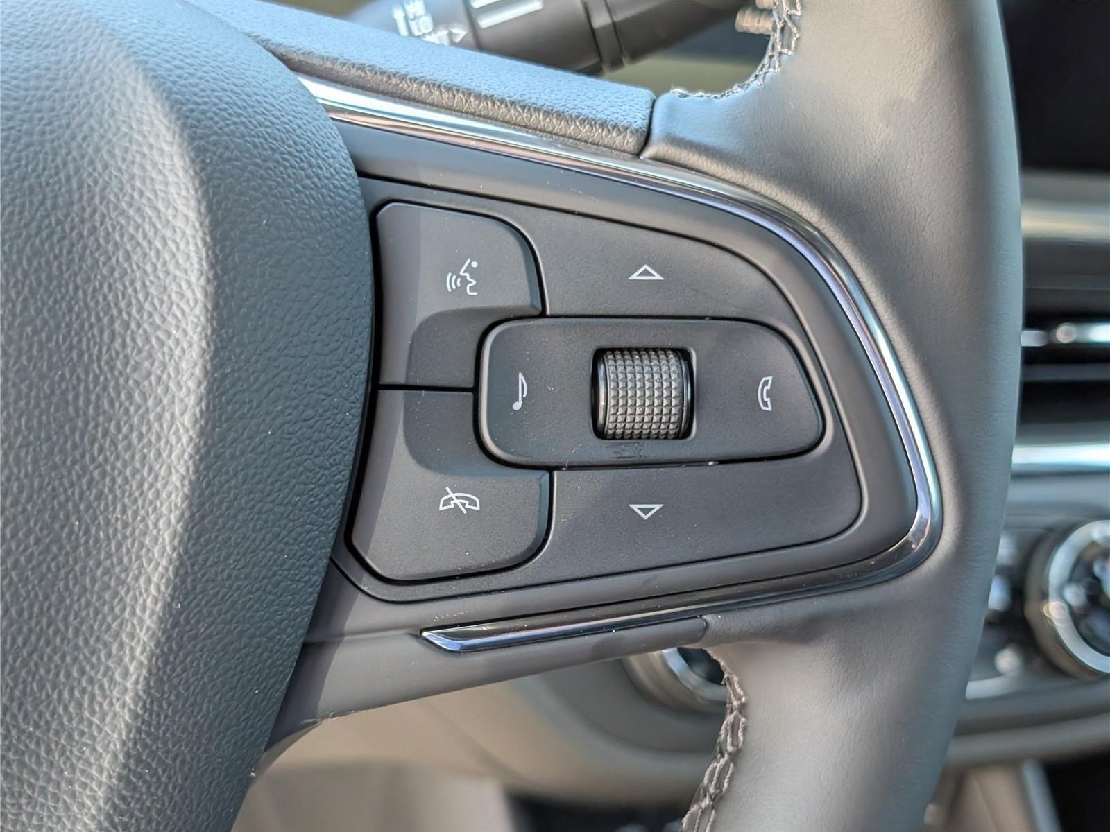 New 2026 Buick Envista Sport Touring w/ Convenience I Package FWD image 18