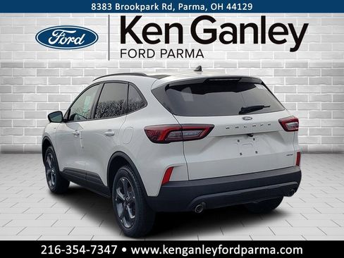 New 2026 Ford Escape ST-Line w/ Cold Weather Package AWD/4WD image 7