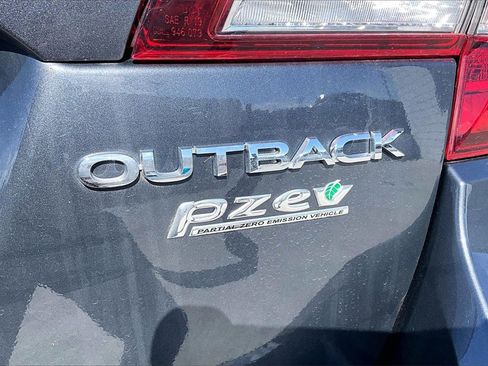 Used 2016 Subaru Outback 2.5i Limited image 24