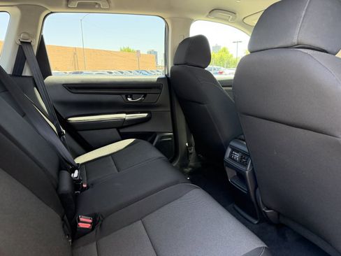 Used 2025 Honda CR-V LX image 37