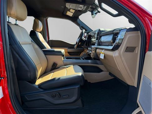 New 2026 Ford F250 Lariat w/ Chrome Package image 17
