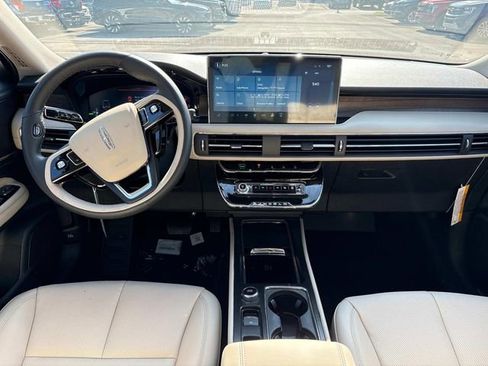 New 2025 Lincoln Corsair Grand Touring w/ Jet Appearance Package image 16