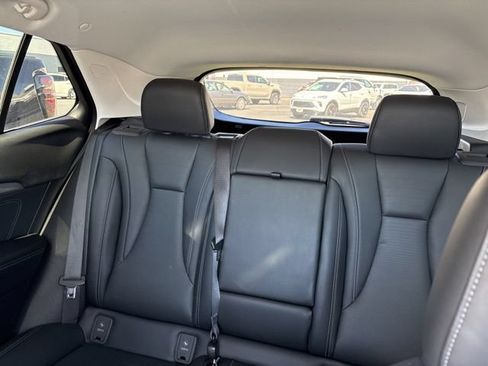 Used 2024 Buick Envision Preferred AWD/4WD image 15
