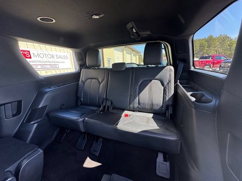 Used 2022 Ford Expedition Platinum AWD/4WD image 40