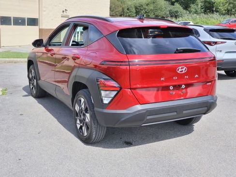 Used 2024 Hyundai Kona SEL AWD/4WD image 5