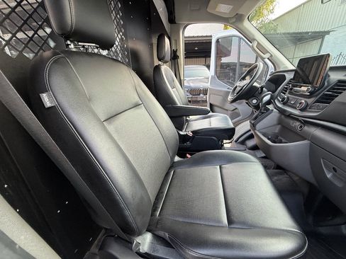 Used 2021 Ford Transit 250 Medium Roof RWD image 17