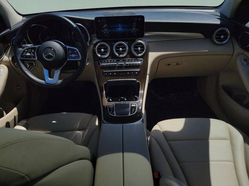 Certified 2022 Mercedes-Benz GLC 300 w/ Premium Package Lite image 11