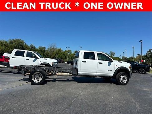 Used 2020 RAM 4500 Tradesman w/ Chrome Appearance Group image 6