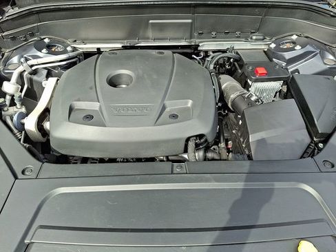 Used 2022 Volvo XC90 T5 Momentum w/ Advanced Package image 29