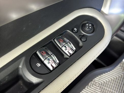 Used 2024 MINI Cooper Countryman S w/ Signature Upholstery Package FWD image 15