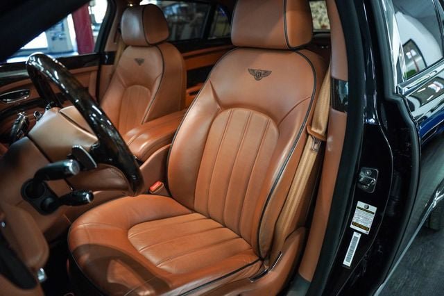 Used 2012 Bentley Mulsanne RWD image 4