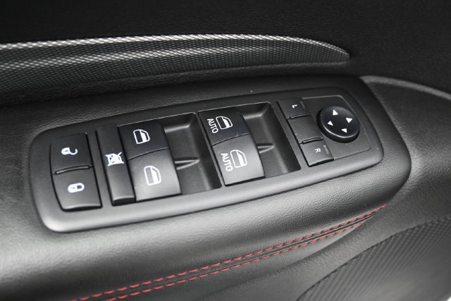 Used 2018 Dodge Durango GT AWD/4WD image 22