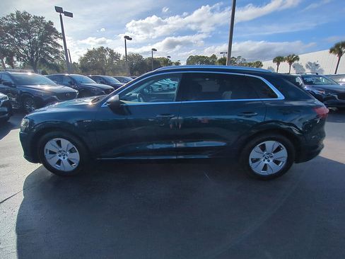 Used 2019 Audi e-tron Prestige w/ Prestige Package image 5