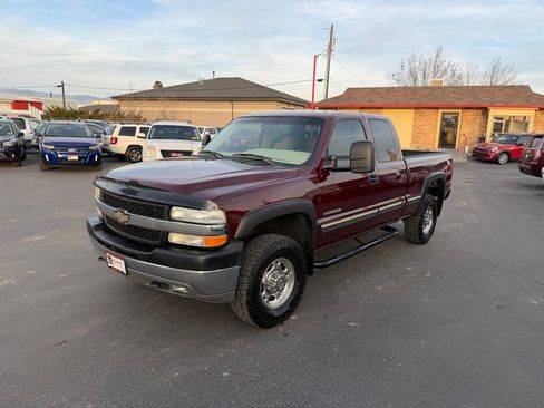 Used 2002 Chevrolet Silverado 2500 LS w/ Electrical Convenience Pkg image 2