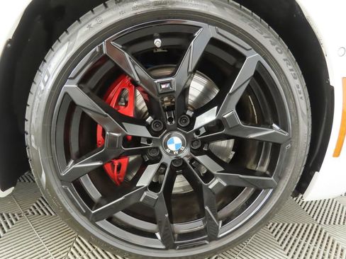 Certified 2025 BMW 440i xDrive w/ Premium Package image 38