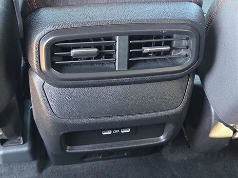 Used 2023 Honda Pilot Sport image 16