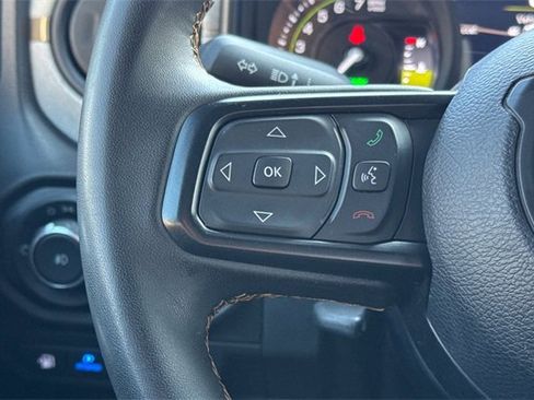 Used 2024 Jeep Wrangler Unlimited image 27